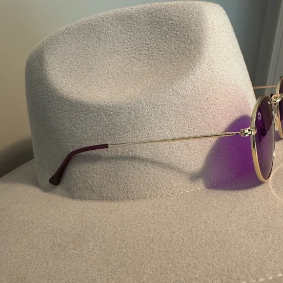Purple Round Lens Sunglasses - Picture 2 of 4